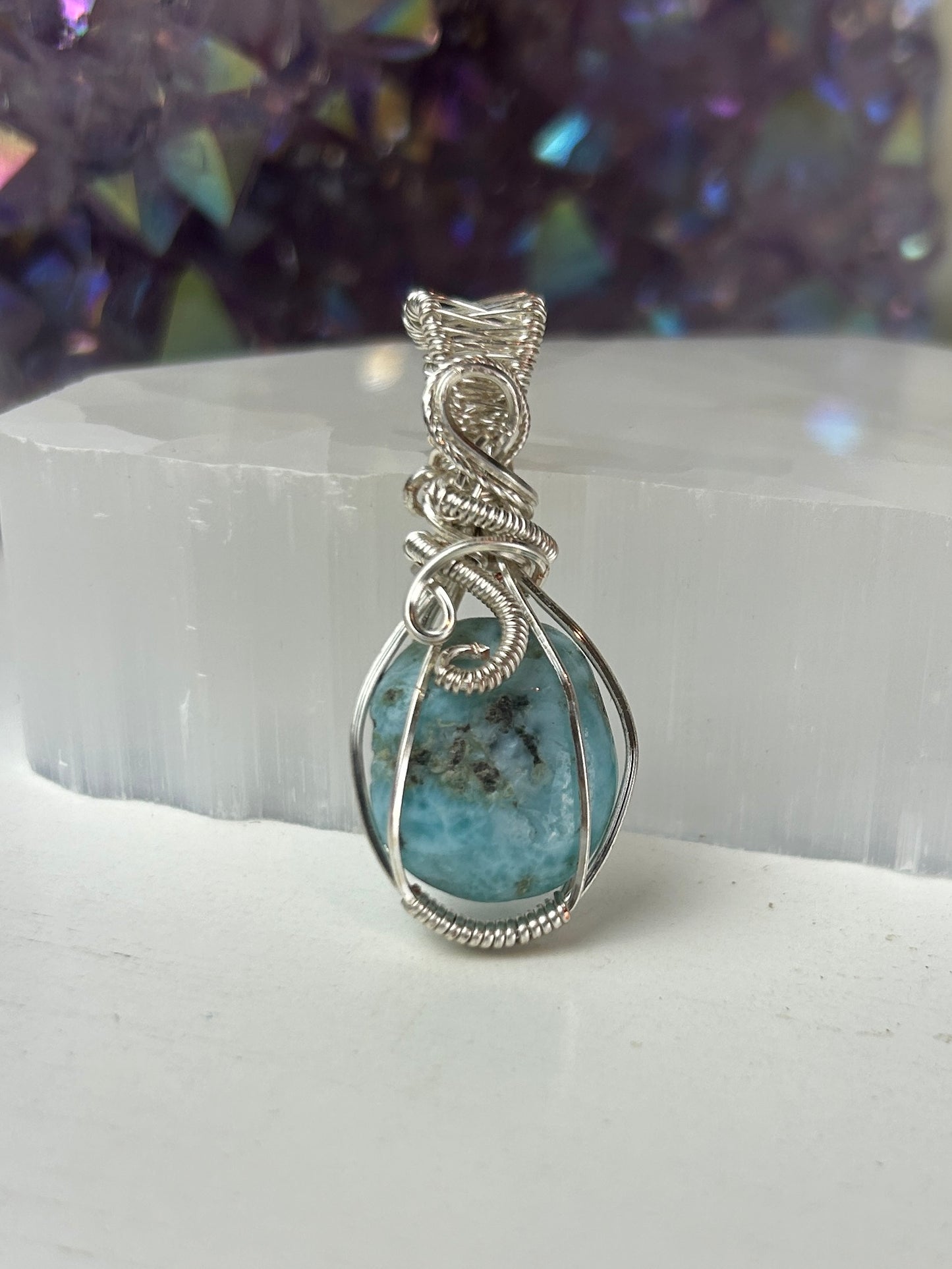 Small Rough Larimar Pendant – Silver plated